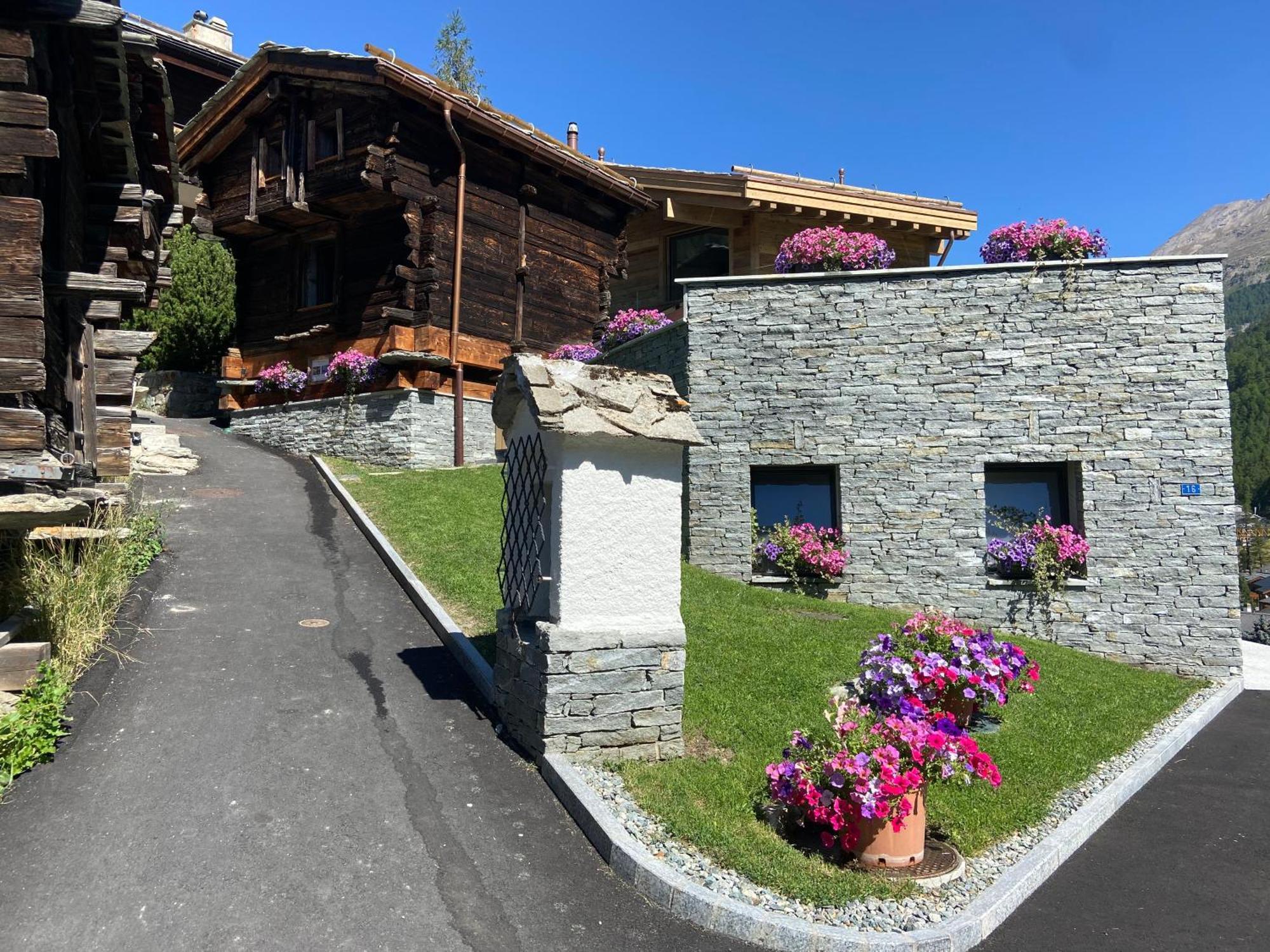 Chalet Coral Und Zermatter Stadel Zewnętrze zdjęcie